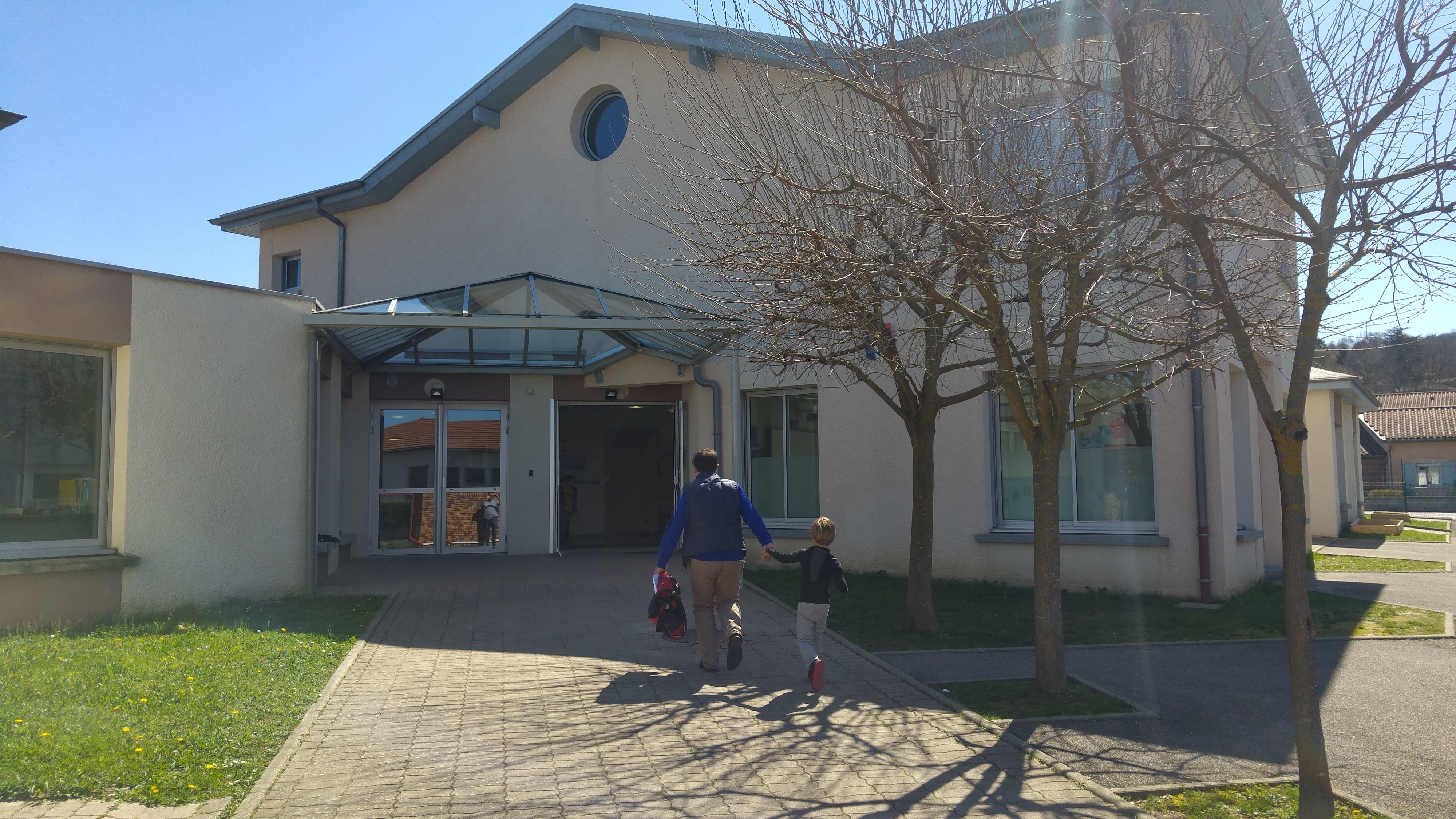 Photo illustrant le projet "Réhabilitation énergétique de l'école maternelle Louise Michel"